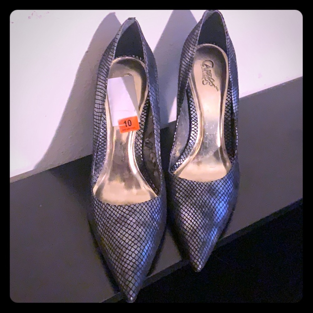 Woman shoes